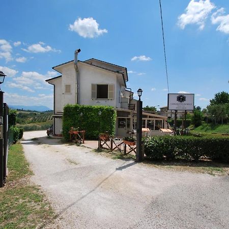 Hotel & Ristorante L'Angoletto In Selci Selci  ภายนอก รูปภาพ